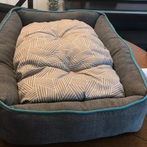 Frisco Ortho Sherpa Dog Bed and Cushion Medium